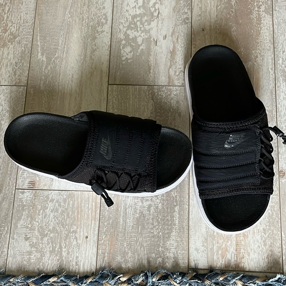 Nike slides - Picture 2 of 7